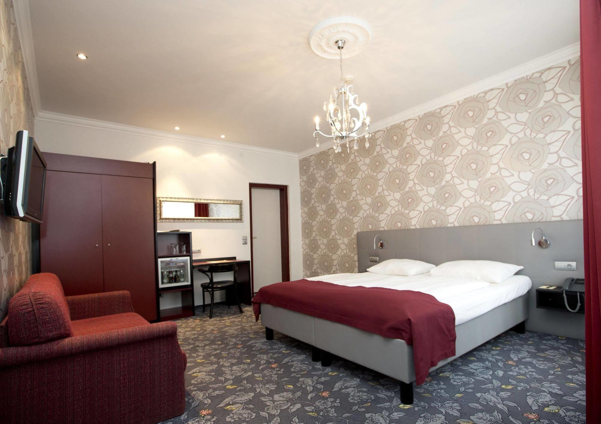Fuerst Metternich 3* Wien